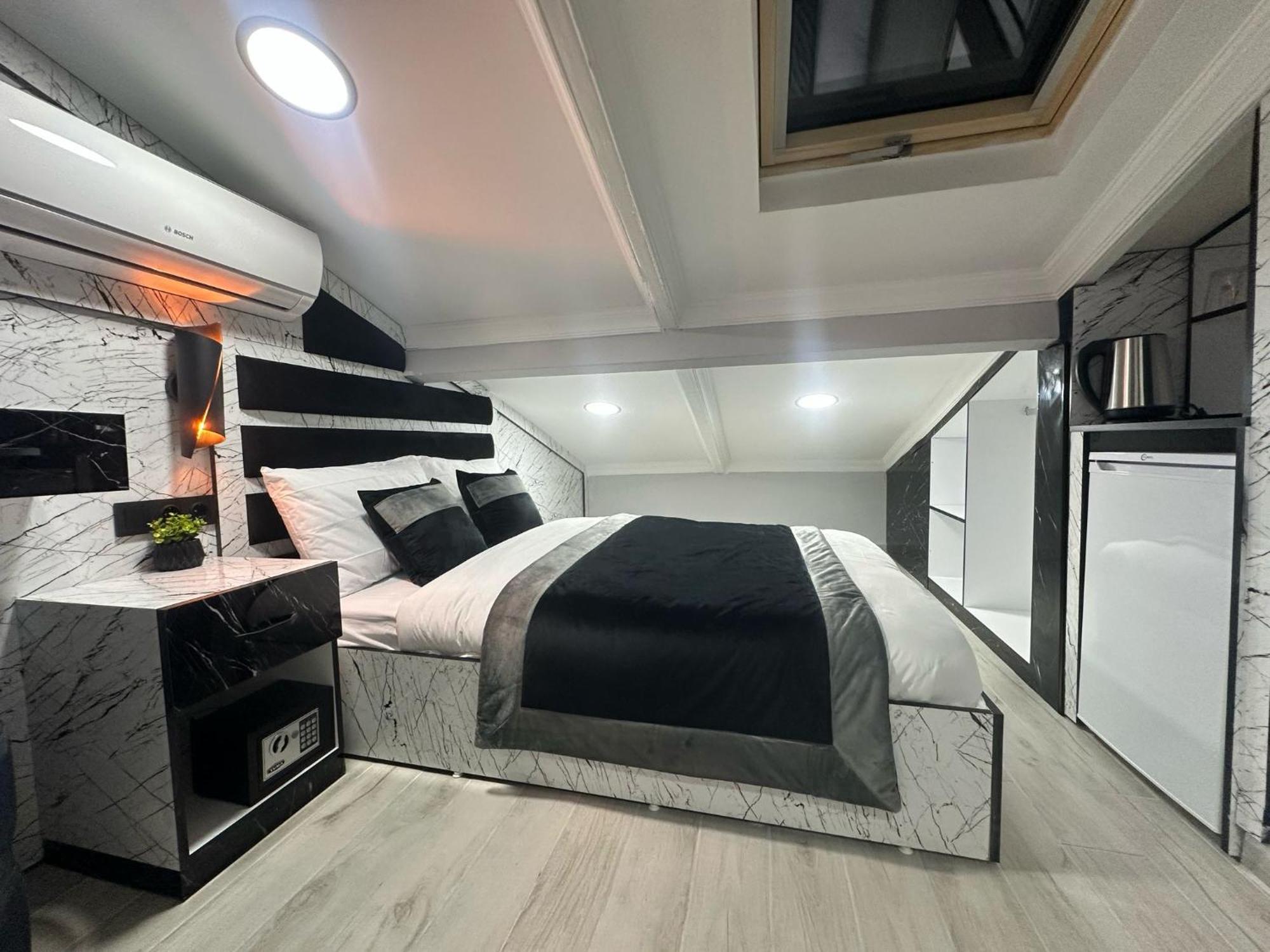 Taksim Larissa Hotel Suites Istambul Exterior foto